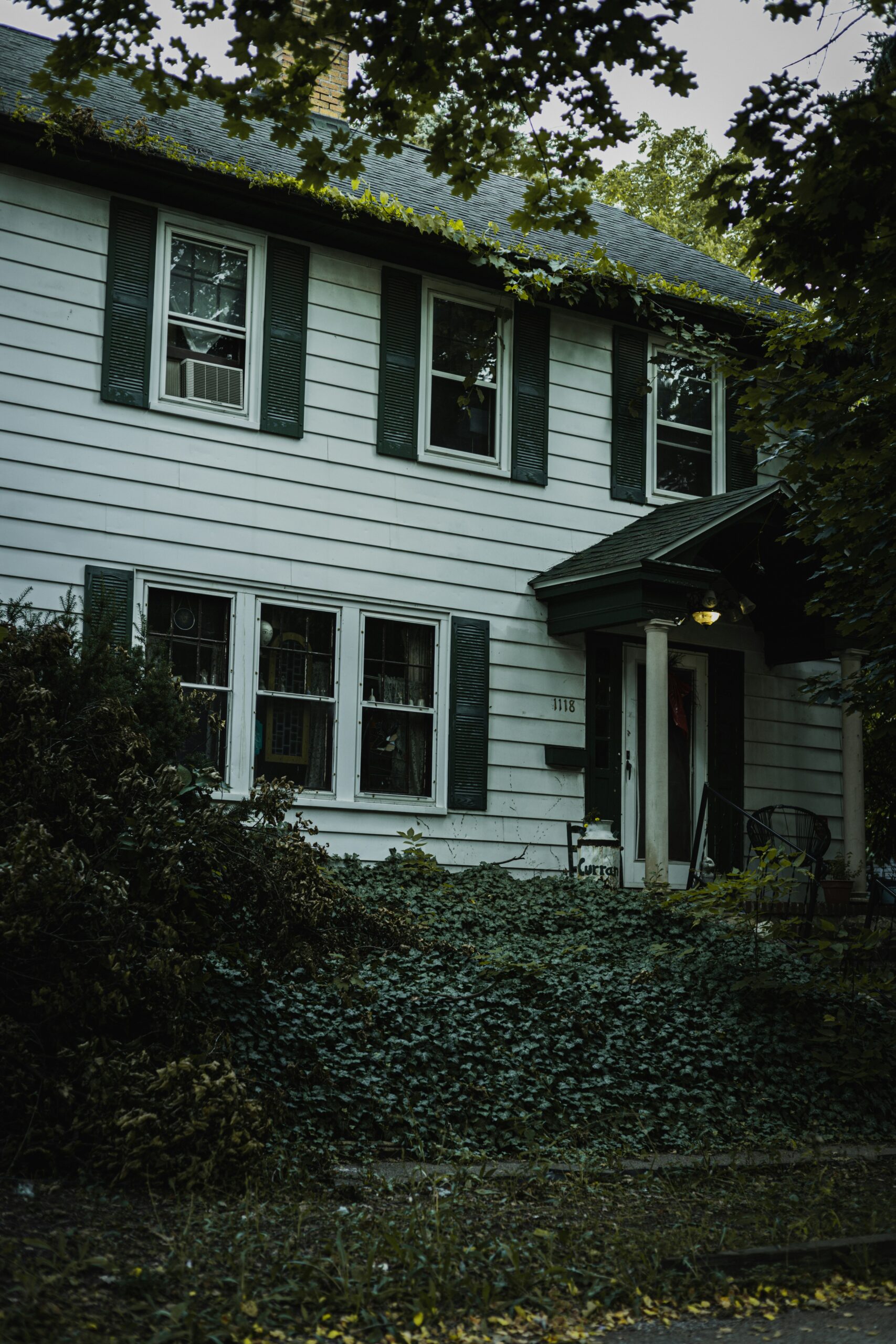 How can I make my home less attractive to burglars? Proven Tips How can I make my home less attractive to burglars? Proven Tips