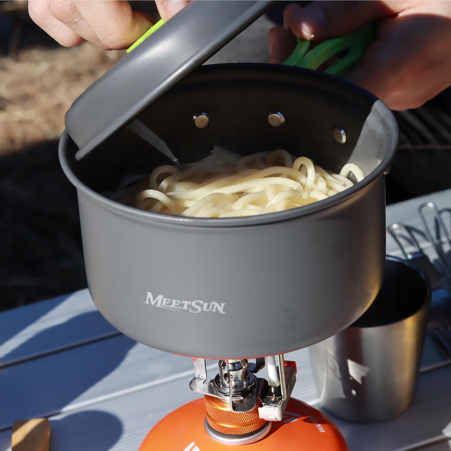 MEETSUN Lightweight Backpacking Cookware Set, Aluminum Camp Cooking Set with 1L Pot,Camping Mess Kit for with Folding Tableware Perfect for Backpacking Stove Kit,Outdoor,Hiking,Survival,Emergency.